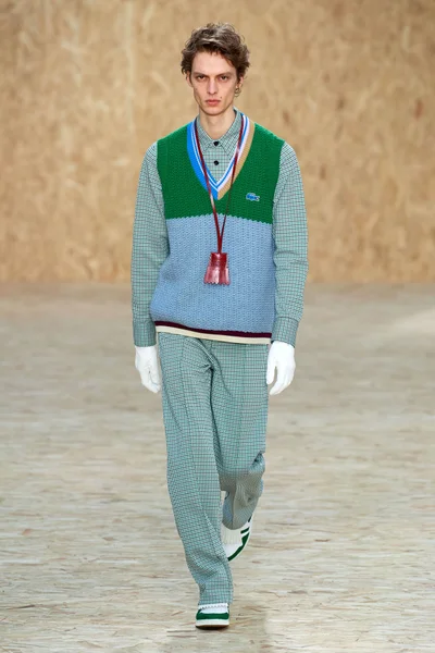 Look 47